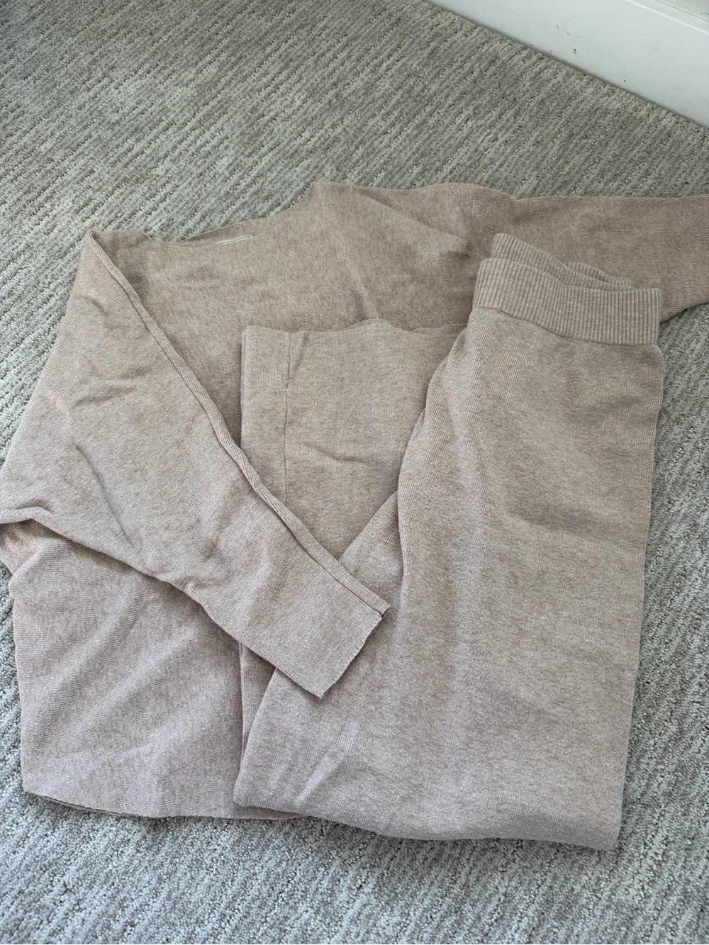 Sioni Scoop Neck Knit Sweater in Taupe